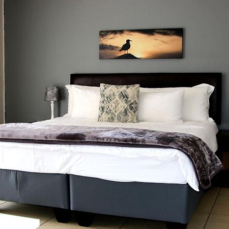 African Kingdom Guest House 博克斯堡 外观 照片