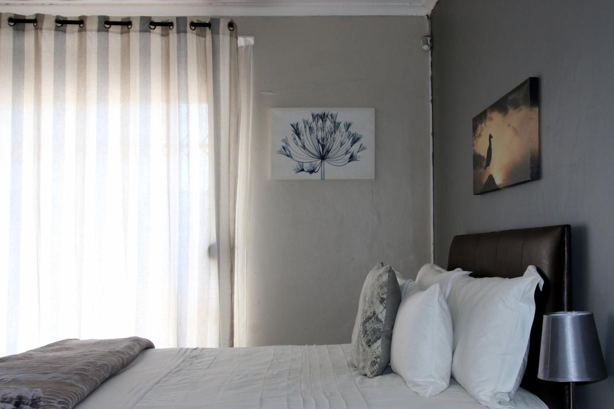 African Kingdom Guest House 博克斯堡 外观 照片