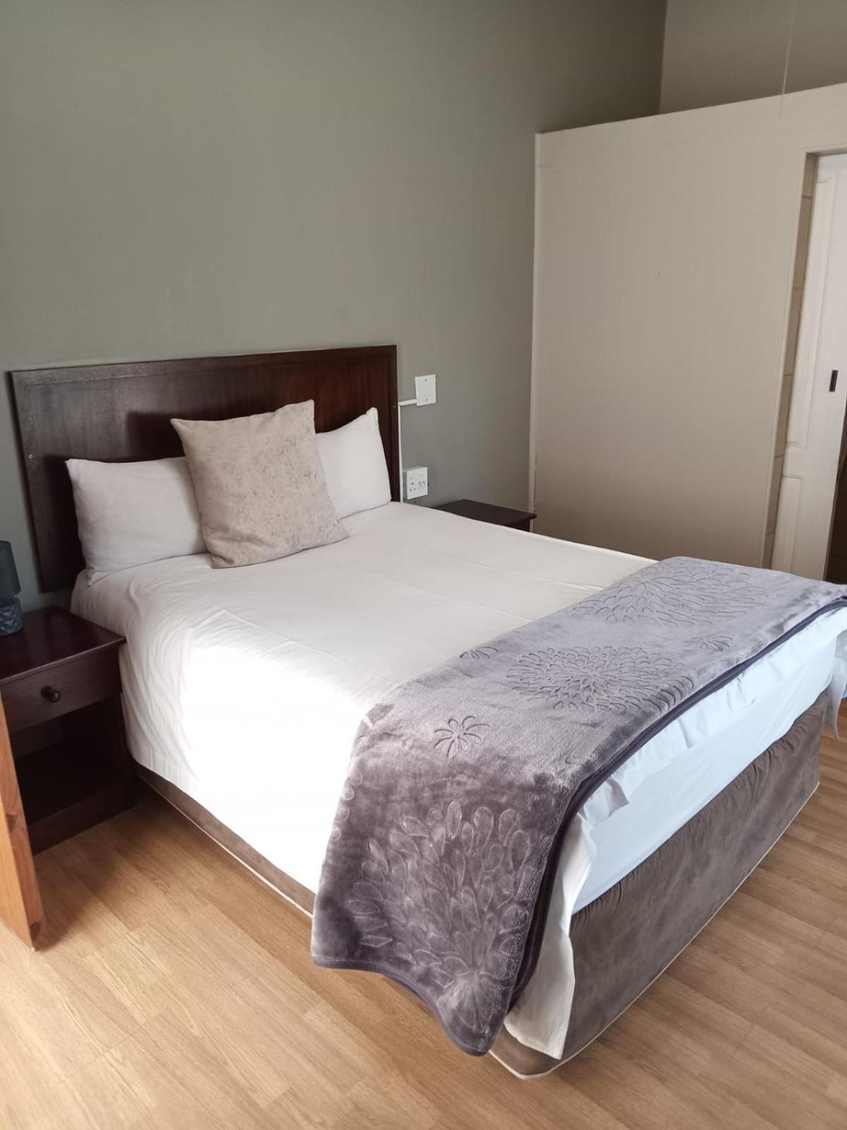 African Kingdom Guest House 博克斯堡 外观 照片