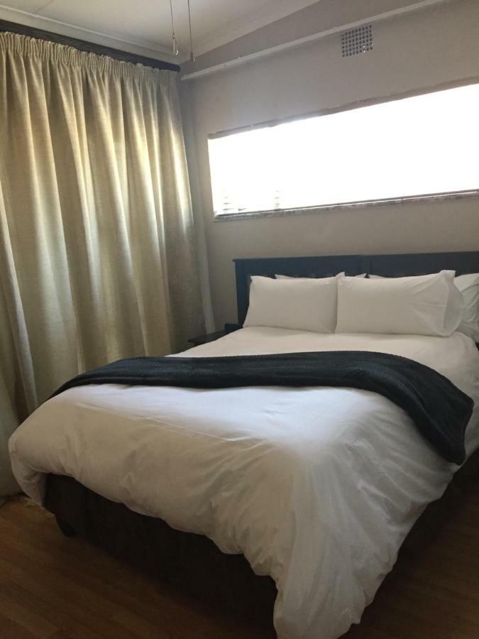 African Kingdom Guest House 博克斯堡 外观 照片